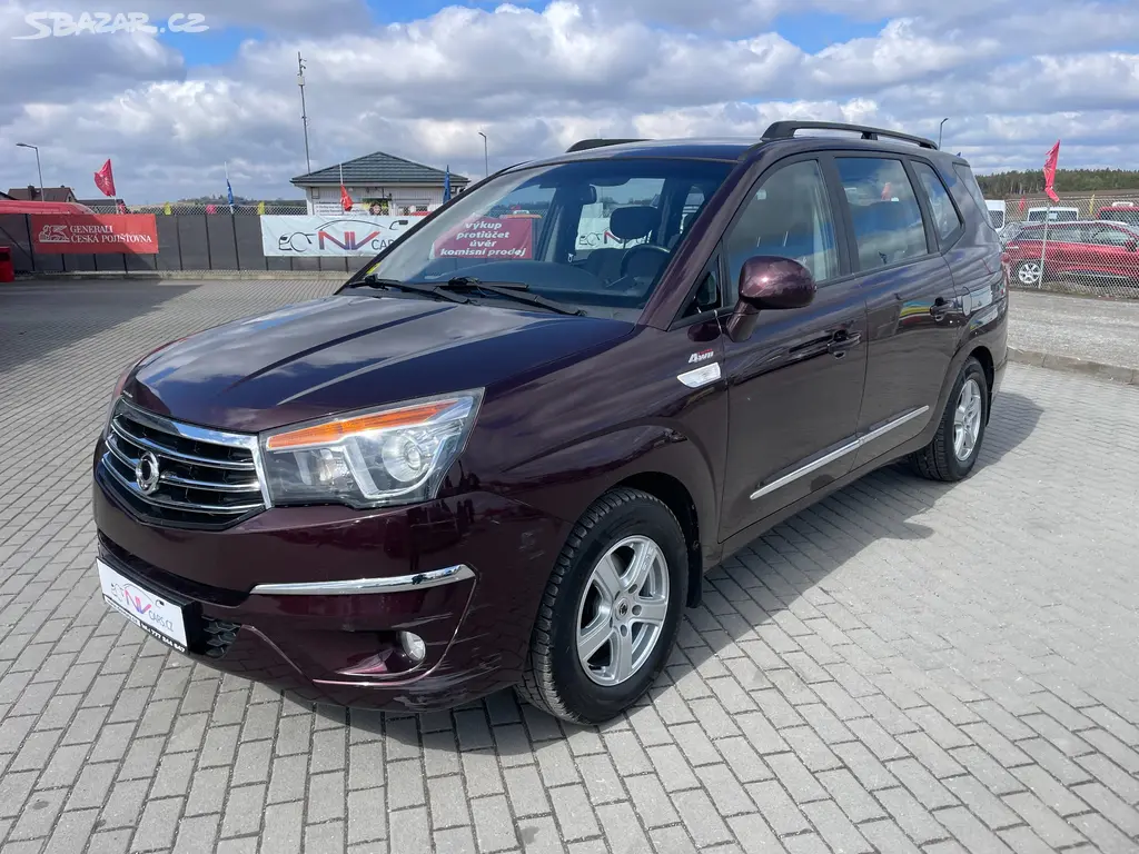 SsangYong Rodius 2,0D 114kw 4x4 AUT 7mist DPH 2014